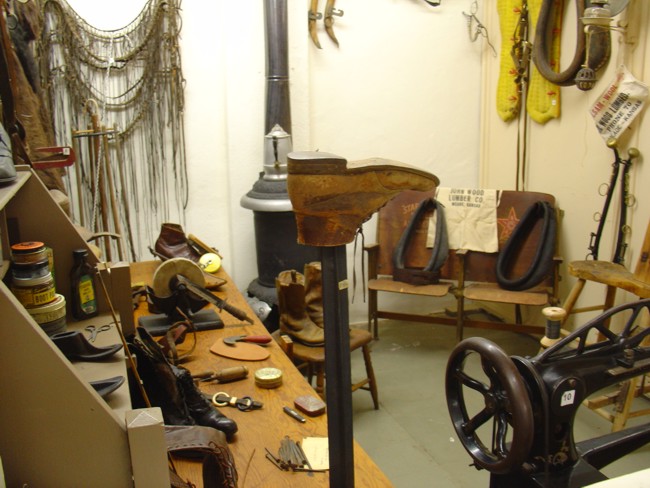 Harness Shop