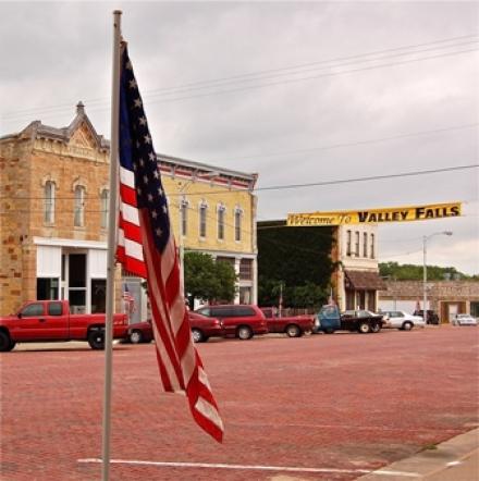 Welcome to Broadway Street Valley Falls